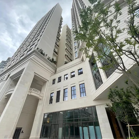 The Raum Penthouse Aparthotel