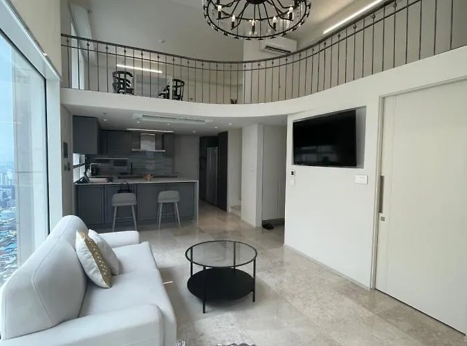 The Raum Penthouse 公寓式飯店 *