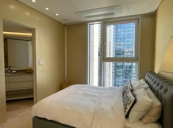 公寓式飯店 The Raum Penthouse *