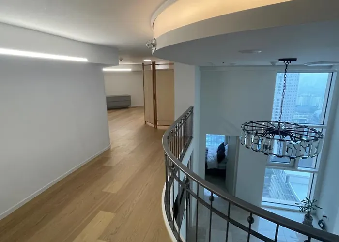 公寓式飯店 The Raum Penthouse