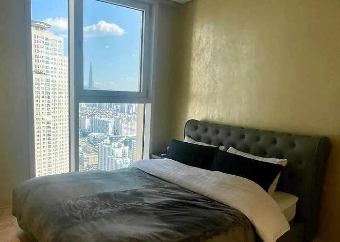 公寓式飯店 The Raum Penthouse